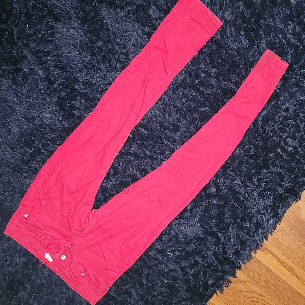 Red skinny jeans